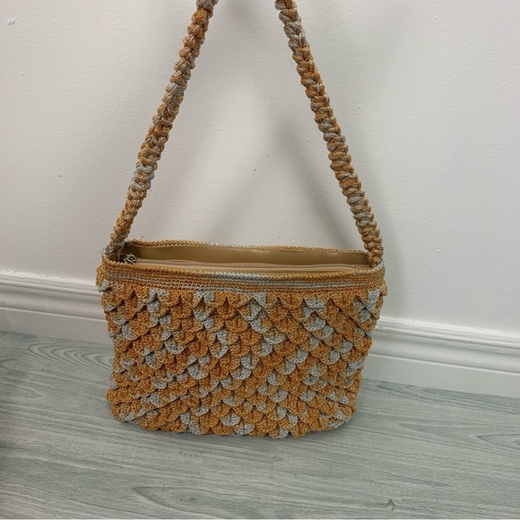 Vintage Crochet Knit Shoulder Bag - Picture 6 of 12